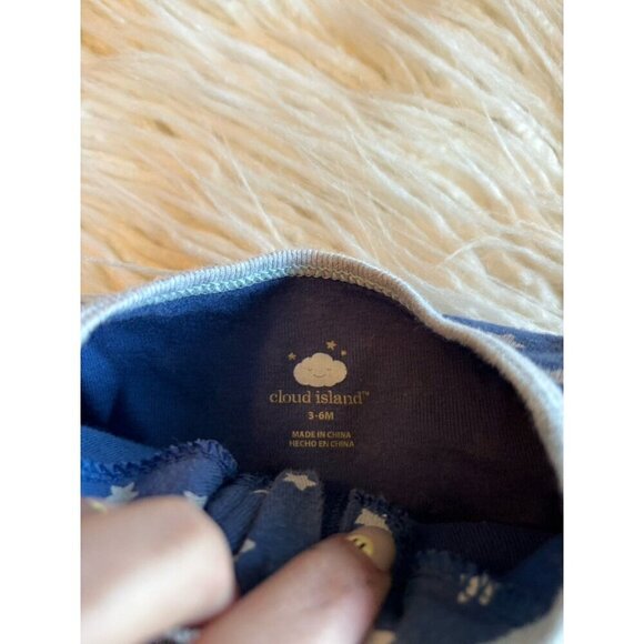 💛10/$13 - 3-6 month Cloud Island footed Sleeper - Picture 2 of 2